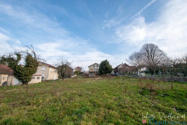 MOIRANS (38430) : Terrain à vendre de 476,00 m²