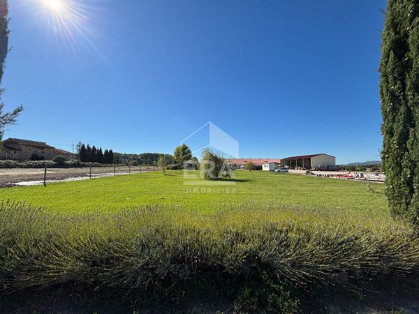 À vendre ? Domaine équestre clé-en-main en Provence