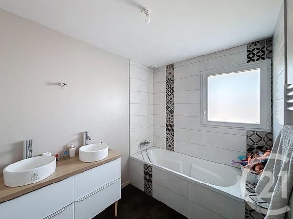 Maison à vendre  4 pièces - 111,40 m2 LAVAL - 53