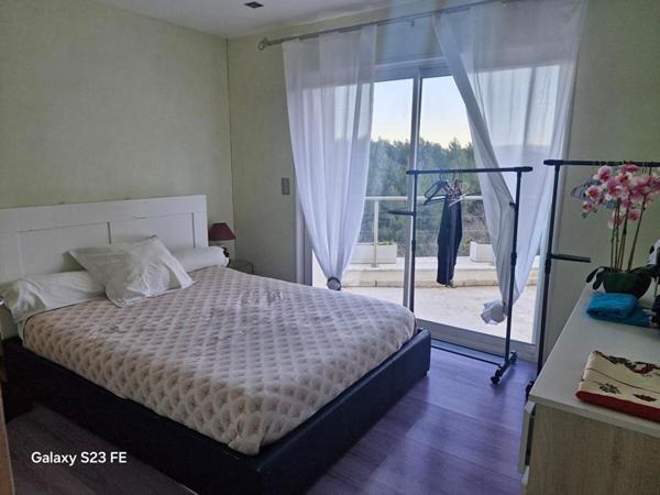 Bastide en pierre: Le Cannet Des Maures 7 pièce(s) 190 m2, terrain, piscine, Pool House,F2 indépendant