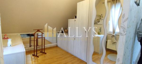 Maison 7 pièces avec véranda