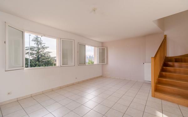 Appartement à vendre    3 pièces • 72,75 m2 Charly