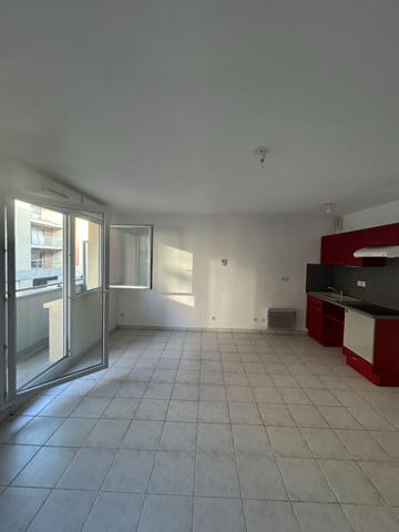 Appartement Rouen 2 pièce(s) ideal investisseur rouen parking couvert balcon