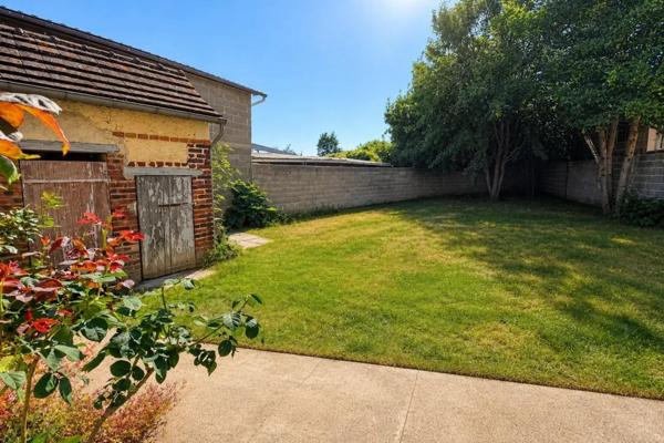 Maison de 84 m² a Beaumont sur dême dans un village paisible,