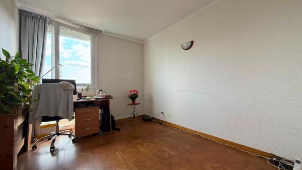 Appartement Livry Gargan 3 pièce(s) 65.10 m2