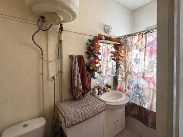 Appartement 135 000 € Bordeaux 1 pièce 25,6 m² DPE E
