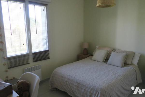 Maison T6 - Piscine - 2 Terrasses - Dépendance - Jardin. 848 m² cadastré.