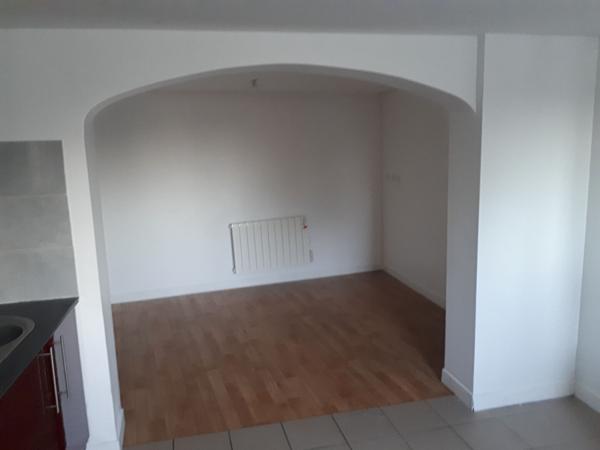 Maison Bauge En Anjou 87.69 m2