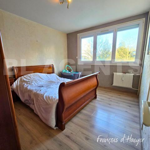 Appartement T3 72m² au 1er étage.