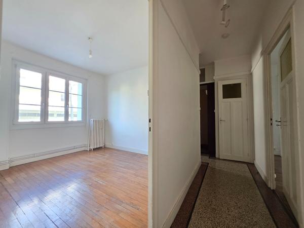 Appartement Dijon 3 pièce(s) 61.88 M2