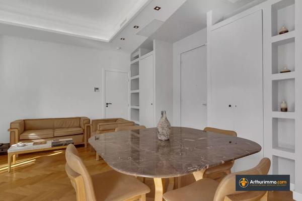 Location                                                      Appartement
                        
                     2 pièces                      44 m2                     à Nice