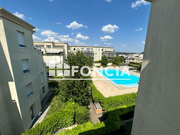 Location Appartement 3 pièces 68.9 m² - 12 PLACE GRANVILLE Dijon 21000