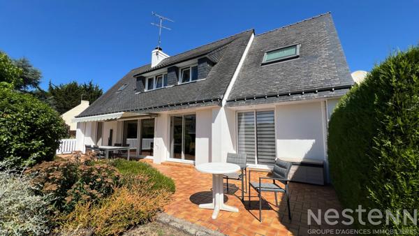 Entre Pluneret et Sainte-Anne-d'Auray, maison familiale avec vie de plain-pied et grand jardin.