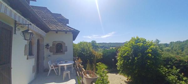 Maison
         5 pièces
        - 115 m² 180 000 € *