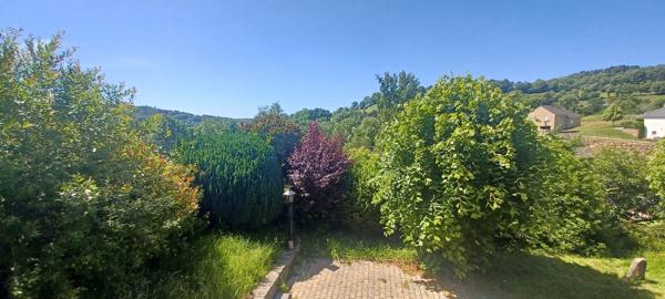 Maison
         5 pièces
        - 115 m² 180 000 € *