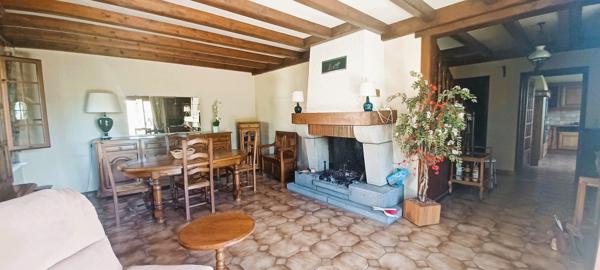 Maison
         5 pièces
        - 115 m² 180 000 € *