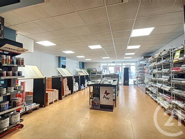 immeuble à vendre  1230 m2 ST GIRONS - 09