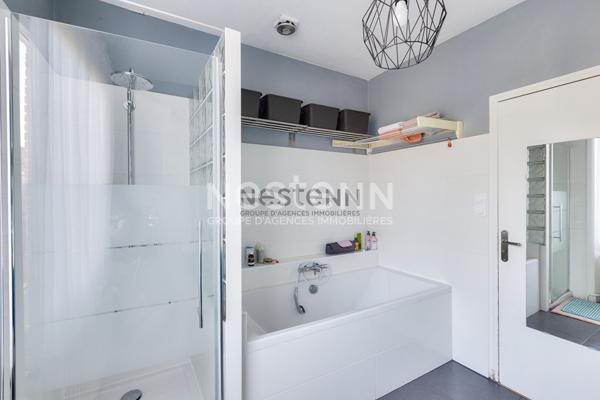 Vente Maison de ville, garages et jardin - LAMBALLE CENTRE VILLE