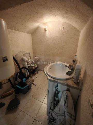 Local d'activités de 28 m²