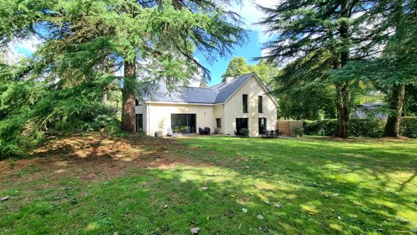 Maison Sautron 230 m2 - Vallée du Cens - 6chb