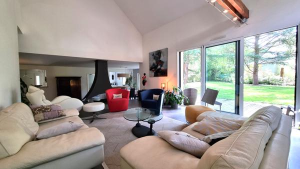Maison Sautron 230 m2 - Vallée du Cens - 6chb