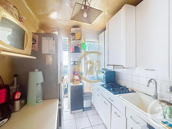 Appartement T4 à vendre  4 pièces - 60,81 m 2   CANNES LA BOCCA  - 06