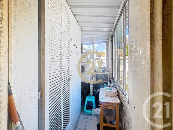 Appartement T4 à vendre  4 pièces - 60,81 m 2   CANNES LA BOCCA  - 06
