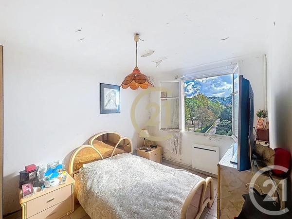 Appartement T4 à vendre  4 pièces - 60,81 m 2   CANNES LA BOCCA  - 06