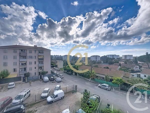 Appartement T4 à vendre  4 pièces - 60,81 m 2   CANNES LA BOCCA  - 06
