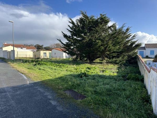 Terrain à vendre |  Saint-Denis-d'Oléron |  681 m²