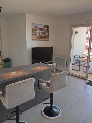 Aubagne - Appartement T3 récent de 58 m² avec terrasse, ascenseur et box fermé