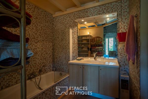 Loft d’artiste lumineux avec terrasse et vue