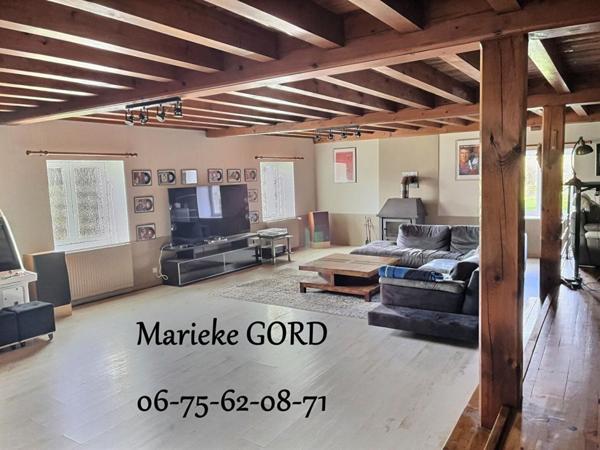 Maison en pierre Usson En Forez 6 chambres 248.33 m2 sur 1191 m² terrain attenant