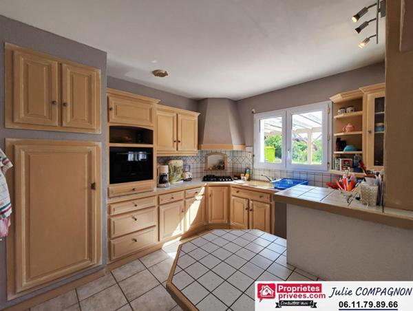 Maison familiale de 145 m² env. avec 4 chambres, garage et grand jardin
