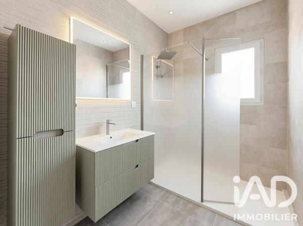 Maison à vendre 5 pièces 110 m² La Fare-les-Oliviers