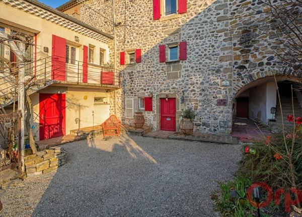 Maison à vendre    6 pièces •  Privas