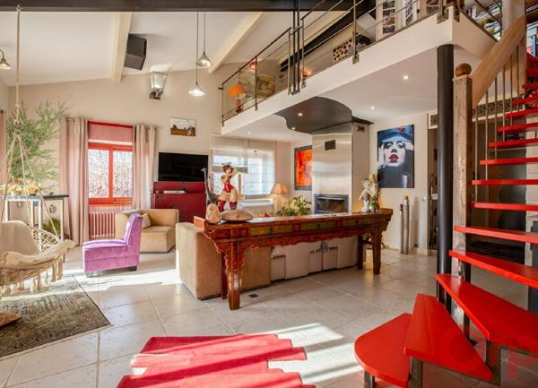 Maison à vendre    6 pièces •  Privas