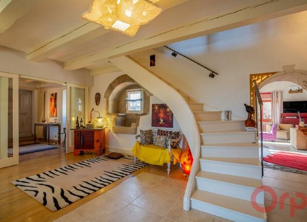 Maison à vendre    6 pièces •  Privas