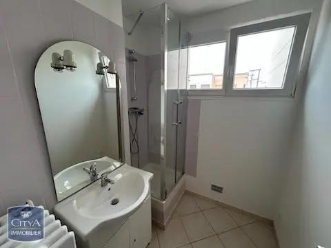 Appartement à louer 2 pièces 47.89m² Châlons-en-Champagne (51000)
