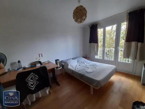 Appartement à louer 2 pièces 49.65m² Tours (37000)