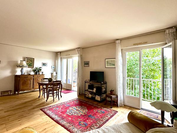 Appartement T2 - 63 m2 avec Ascenseur - ST SERVAN Centre