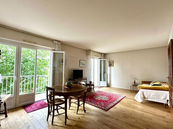 Appartement T2 - 63 m2 avec Ascenseur - ST SERVAN Centre