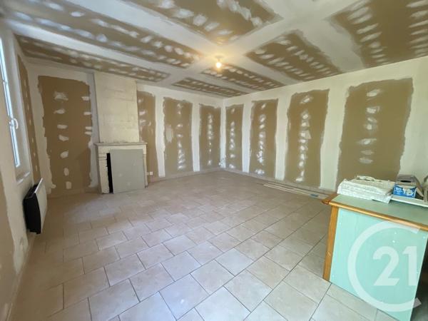 Maison à vendre  5 pièces - 124,70 m 2   COUTRAS  - 33