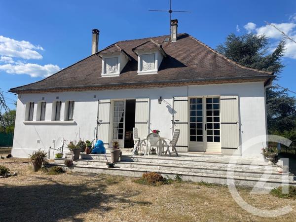 Maison à vendre  5 pièces - 124,70 m 2   COUTRAS  - 33