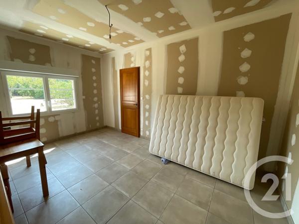 Maison à vendre  5 pièces - 124,70 m 2   COUTRAS  - 33