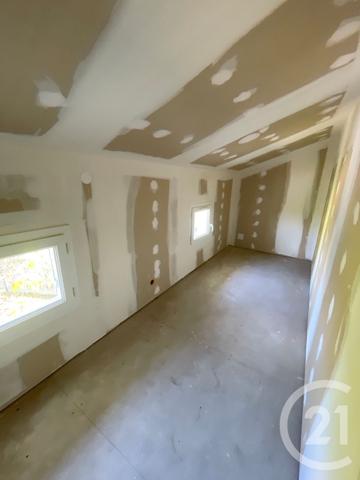Maison à vendre  5 pièces - 124,70 m 2   COUTRAS  - 33