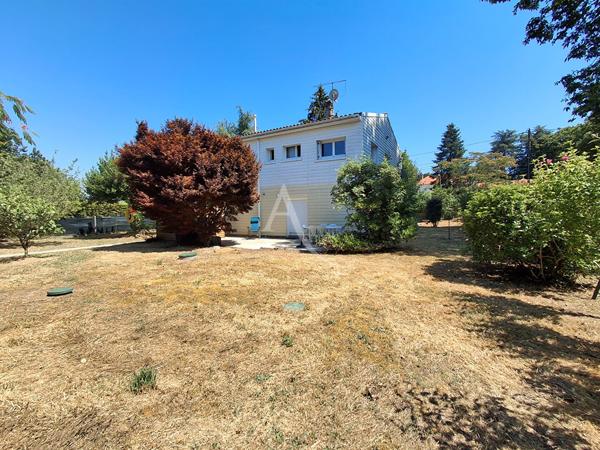 Maison Saintes Rive Gauche 7 pièces 160 m2