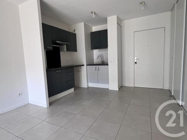 Appartement T2 à vendre  2 pièces - 42,40 m 2   LA ROCHELLE  - 17
