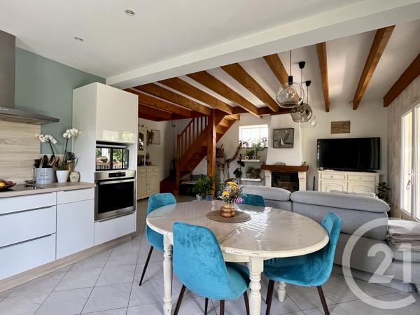 Maison à vendre  5 pièces - 106,55 m 2   ST PIERRE D OLERON  - 17