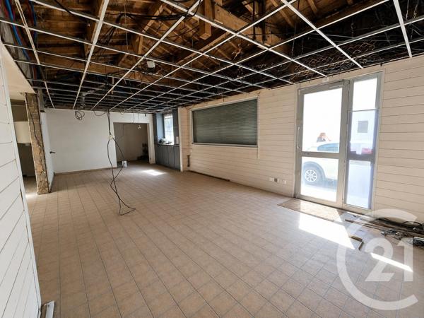 Maison à vendre  3 pièces - 86,77 m 2   ST LAURENT MEDOC  - 33